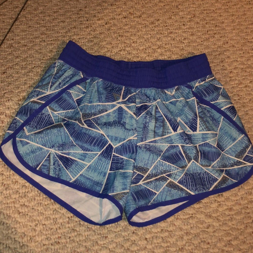 Geometric athletic shorts